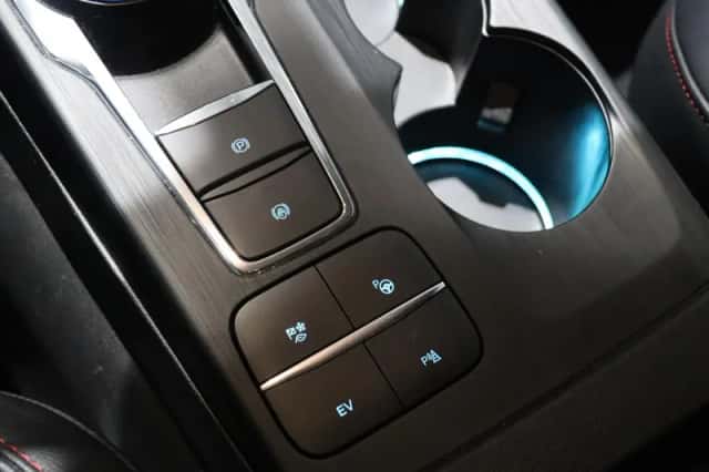 Ford Kuga (2020) thumbnail 26
