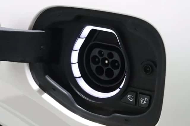Ford Kuga (2020) thumbnail 32