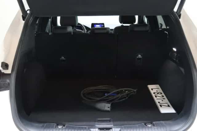 Ford Kuga (2020) thumbnail 10