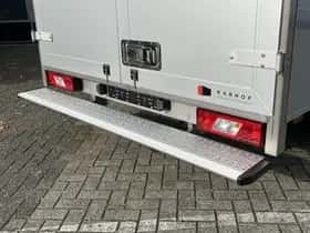 Ford Transit (2024) thumbnail 6