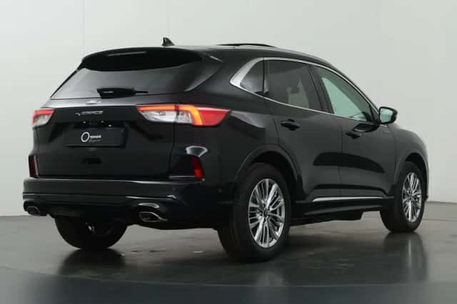 Ford Kuga (2023) thumbnail 2