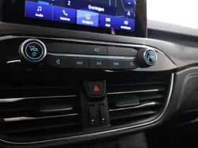 Ford Kuga (2023) thumbnail 24