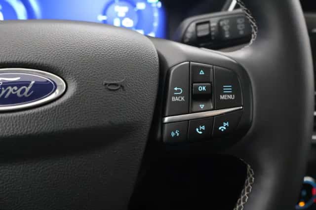 Ford Kuga (2023) thumbnail 33