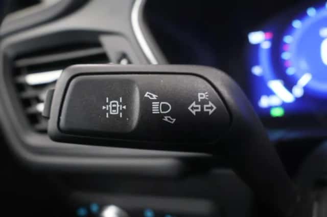 Ford Kuga (2023) thumbnail 36