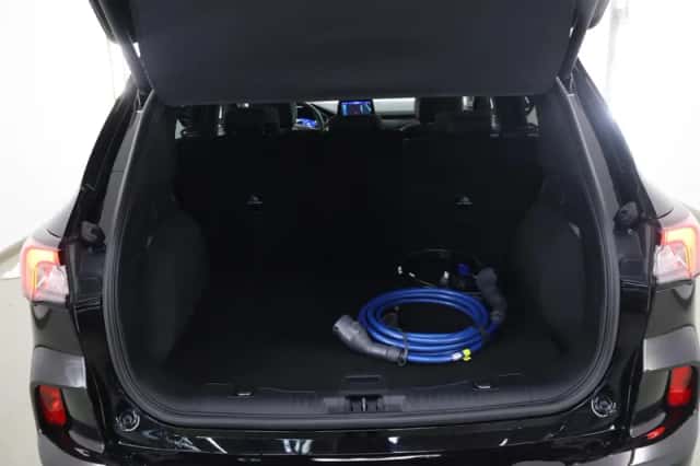 Ford Kuga (2023) thumbnail 41