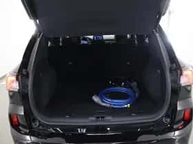 Ford Kuga (2023) thumbnail 41