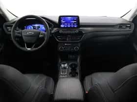 Ford Kuga (2023) thumbnail 8