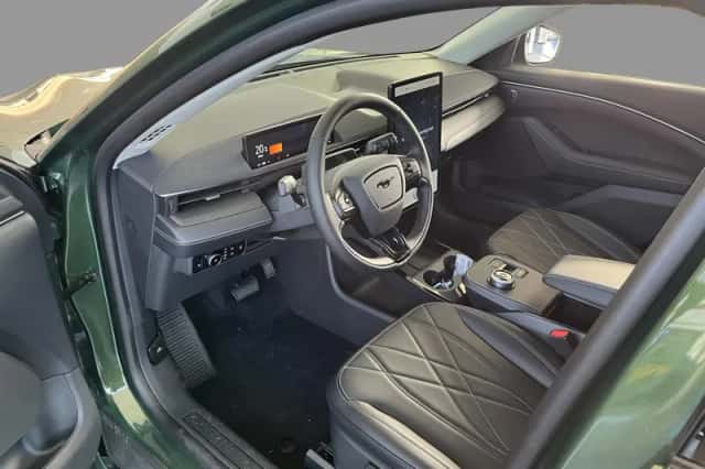 Ford Mustang (2026) thumbnail 9