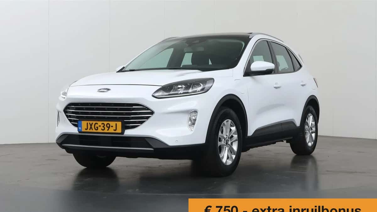 Ford Kuga (2022) — foto 1