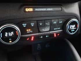 Ford Kuga (2022) thumbnail 21