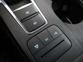 Ford Kuga (2022) thumbnail 28
