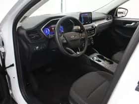 Ford Kuga (2022) thumbnail 7