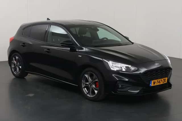 Ford Focus (2022) thumbnail 23