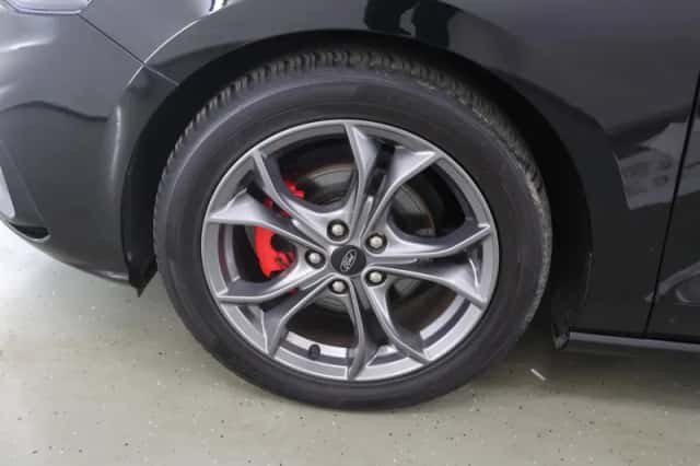 Ford Focus (2022) thumbnail 38