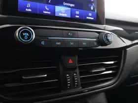 Ford Kuga (2023) thumbnail 21