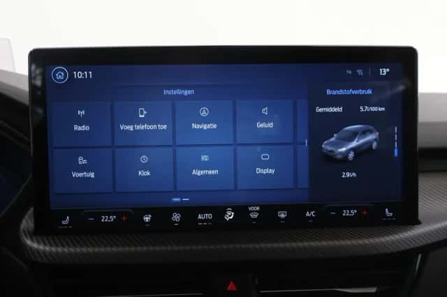 Ford Kuga (2025) thumbnail 24