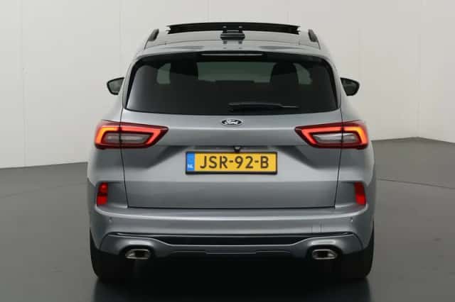 Ford Kuga (2025) thumbnail 4
