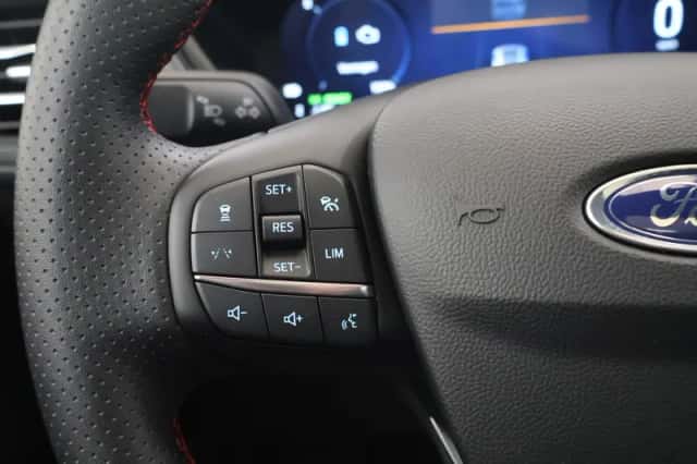 Ford Kuga (2025) thumbnail 35