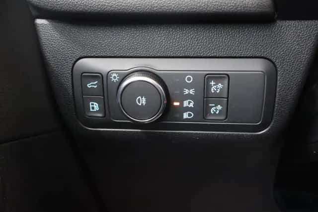 Ford Kuga (2025) thumbnail 37