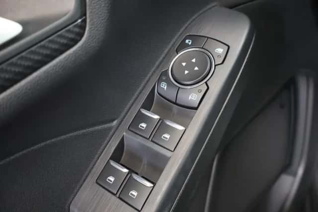 Ford Kuga (2025) thumbnail 40