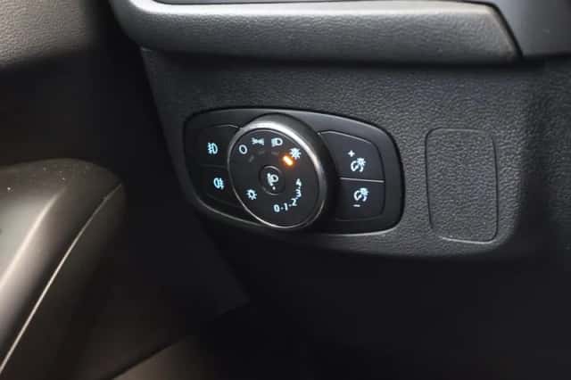 Ford Focus (2023) thumbnail 33