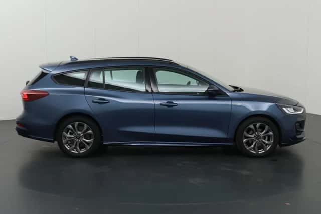 Ford Focus (2023) thumbnail 6