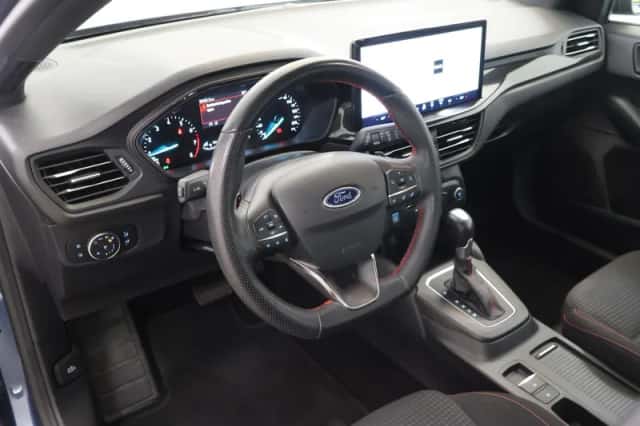 Ford Focus (2023) thumbnail 7