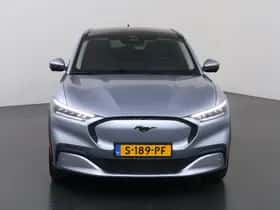 Ford Mustang (2023) thumbnail 3