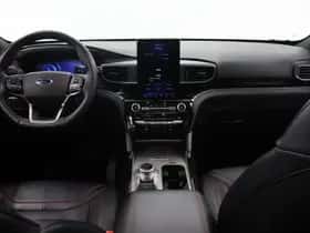 Ford Explorer (2021) thumbnail 8