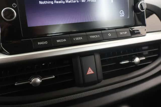 Kia Picanto (2021) thumbnail 16