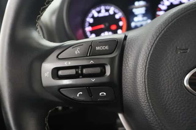 Kia Picanto (2021) thumbnail 25