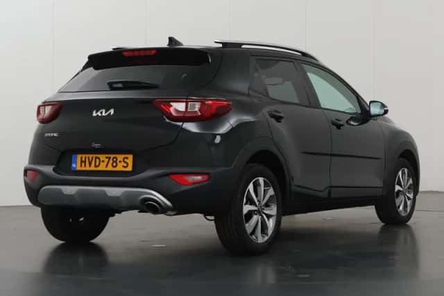 Kia Stonic (2025) thumbnail 2
