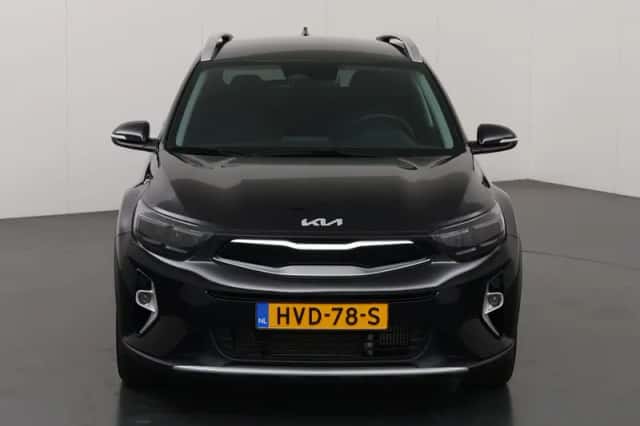 Kia Stonic (2025) thumbnail 3