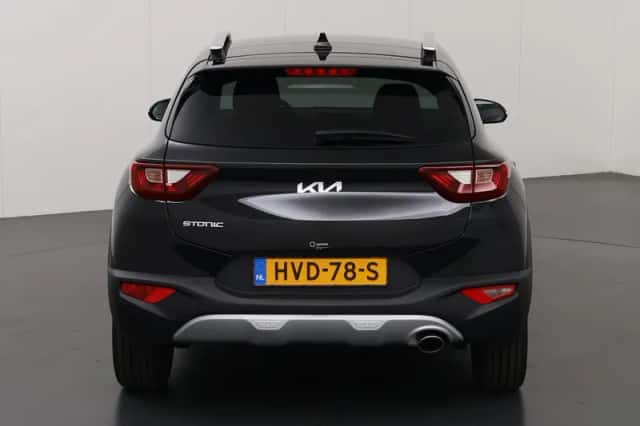 Kia Stonic (2025) thumbnail 4