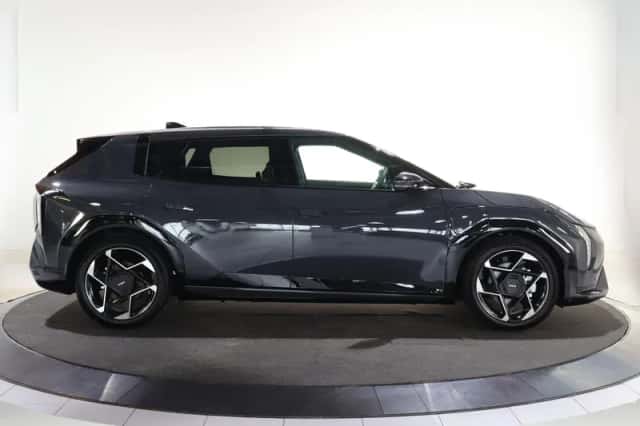 Kia EV4 (2026) thumbnail 6