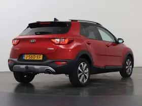 Kia Stonic (2020) thumbnail 2