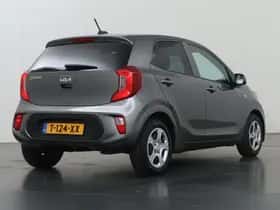 Kia Picanto (2023) thumbnail 2