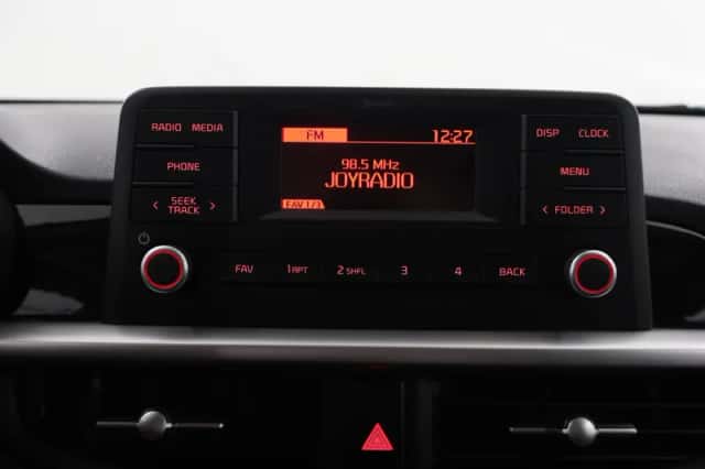 Kia Picanto (2023) thumbnail 13