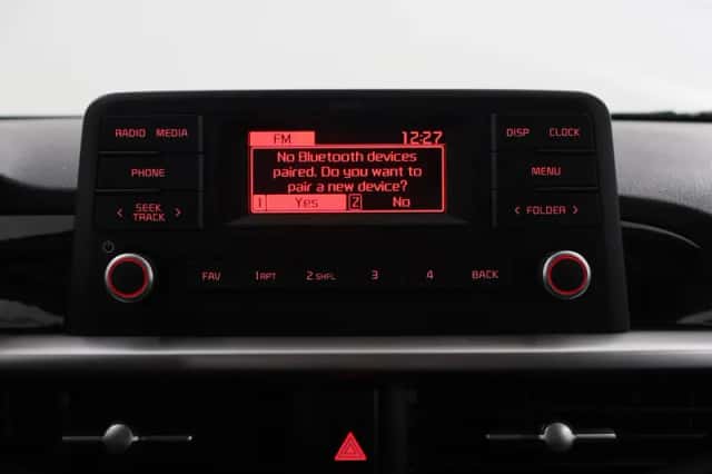Kia Picanto (2023) thumbnail 15