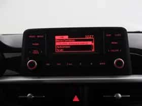 Kia Picanto (2023) thumbnail 17