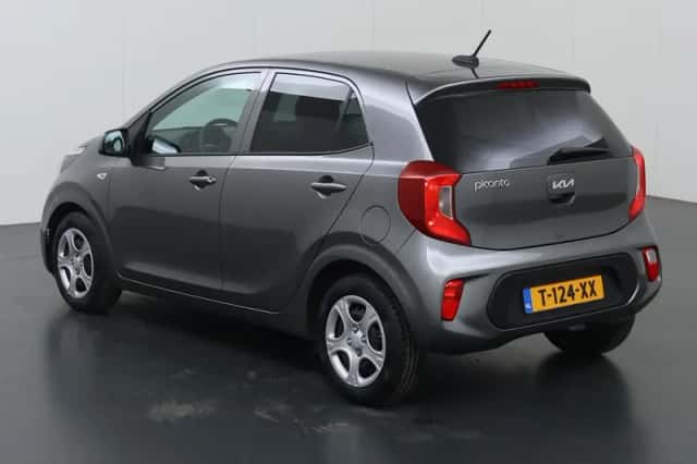 Kia Picanto (2023) thumbnail 22
