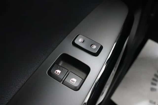 Kia Picanto (2023) thumbnail 31