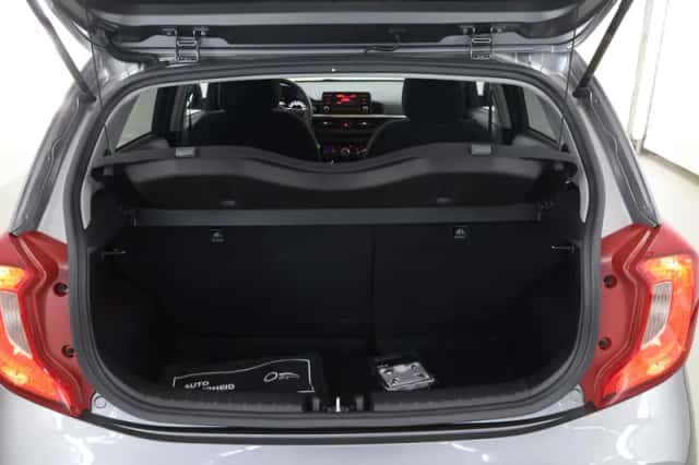 Kia Picanto (2023) thumbnail 32