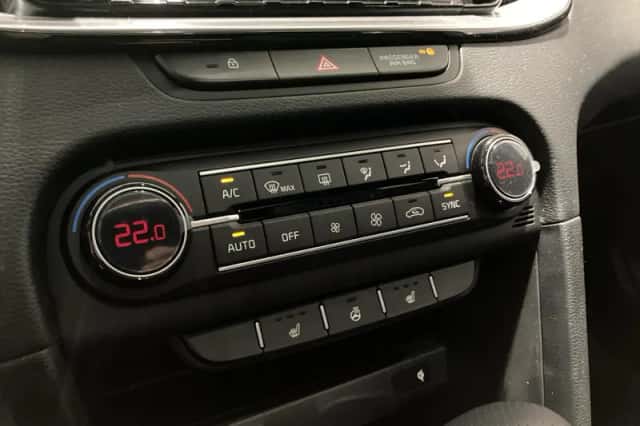 Kia XCeed (2025) thumbnail 18