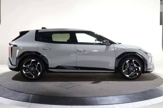 Kia EV4 (2026) thumbnail 6