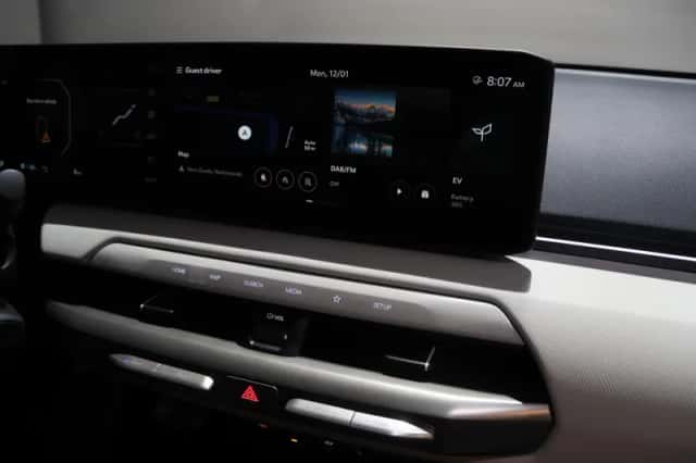 Kia EV4 (2026) thumbnail 9