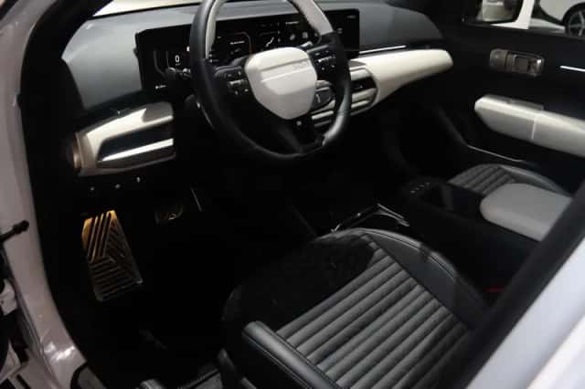 Kia EV4 (2026) thumbnail 14