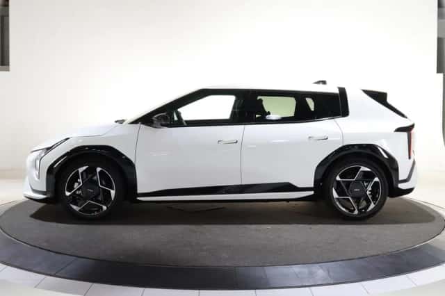Kia EV4 (2026) thumbnail 5