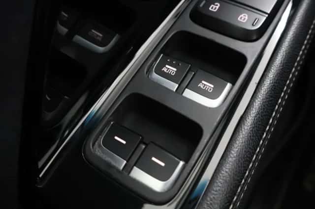 Kia Niro (2021) thumbnail 33