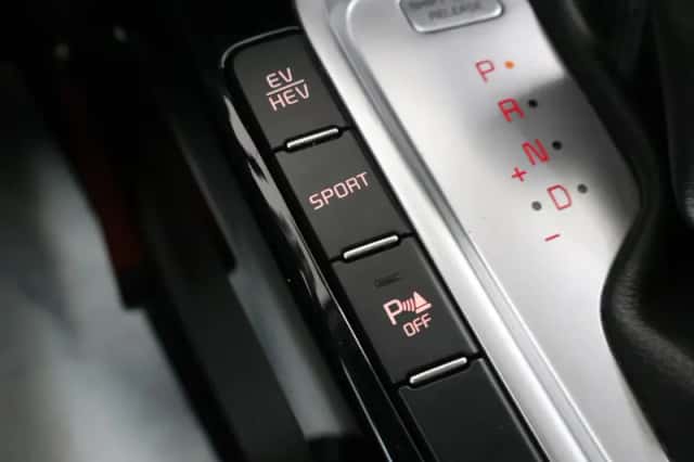 Kia XCeed (2021) thumbnail 24